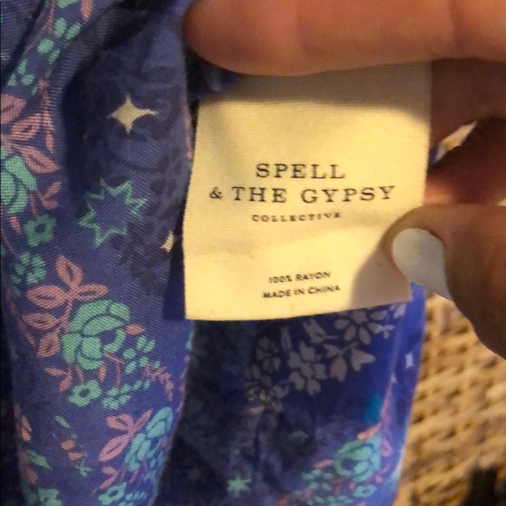 SOLD!!  Spell and the Gypsy Celestial Blouse - Picture 6 of 8
